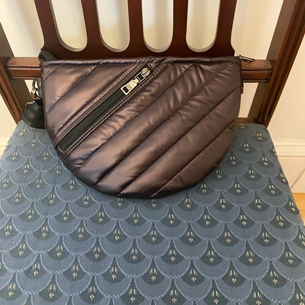 NWOT THINK ROYLAN QUILTED CROSSBODY. - Picture 2 of 12